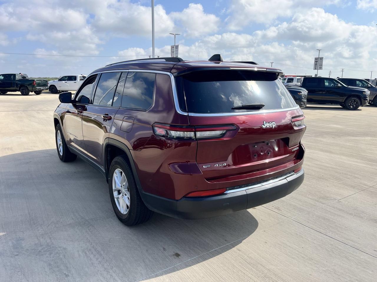2022 Jeep Grand Cherokee L Laredo Castroville TX