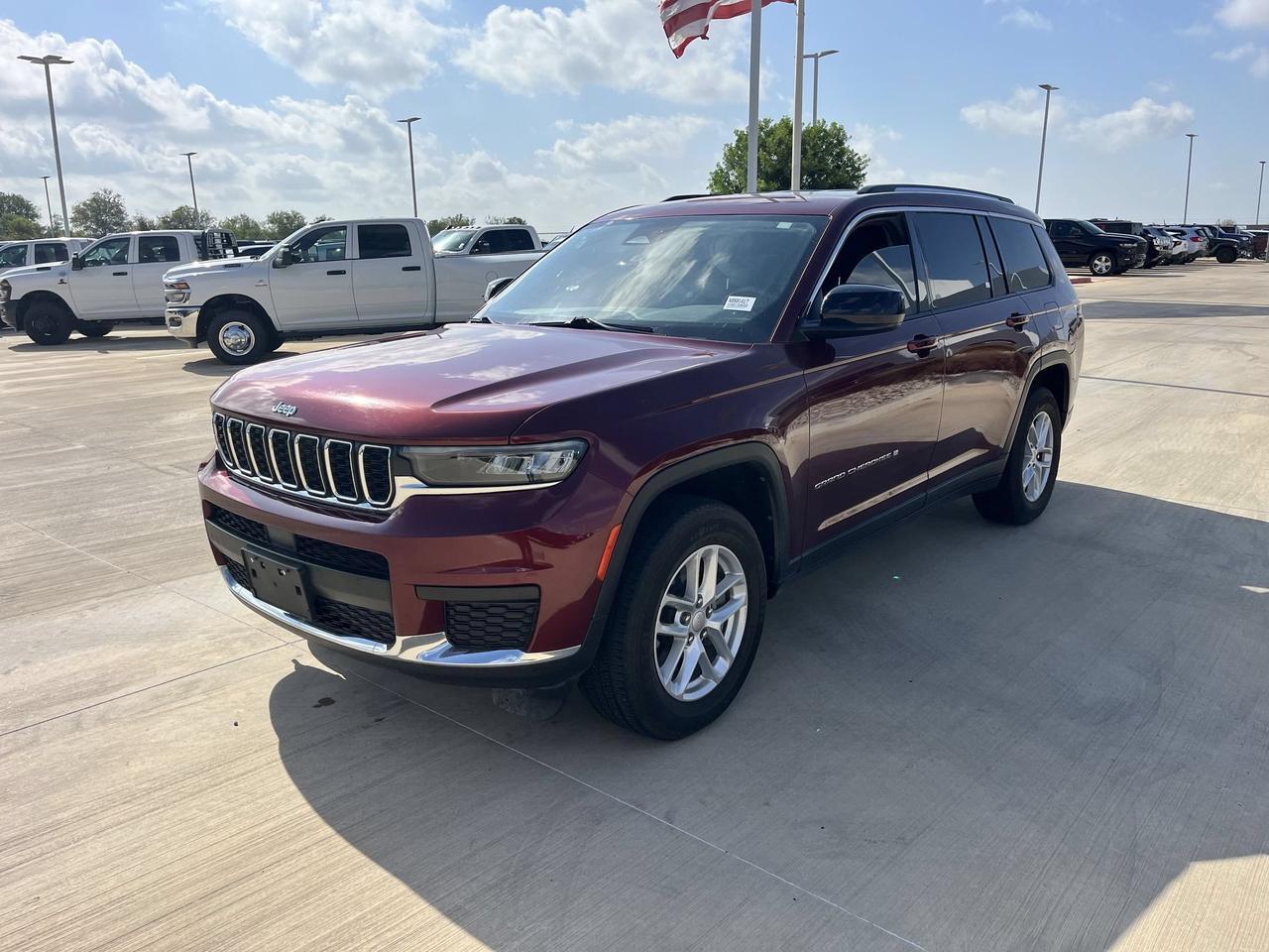 2022 Jeep Grand Cherokee L Laredo Castroville TX