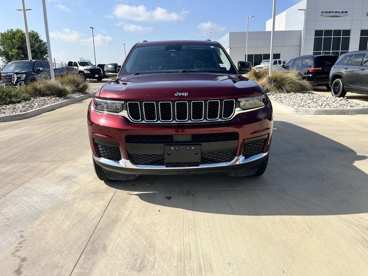 2022 Jeep Grand Cherokee L Laredo Castroville TX