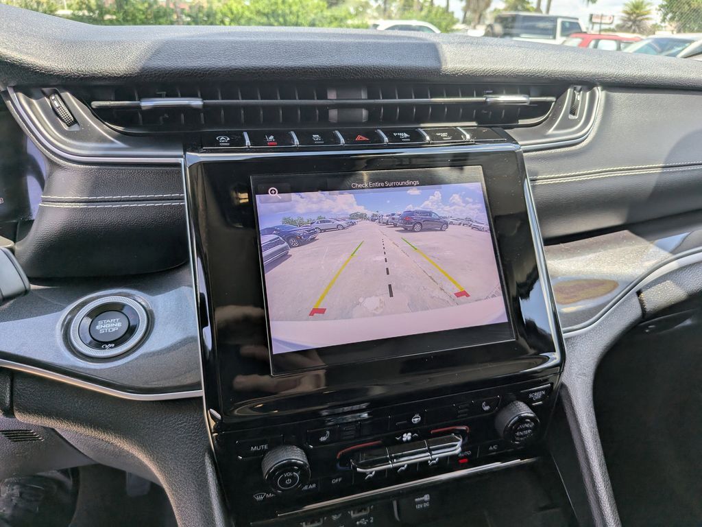 2022 Jeep Grand Cherokee L Laredo San Clemente CA