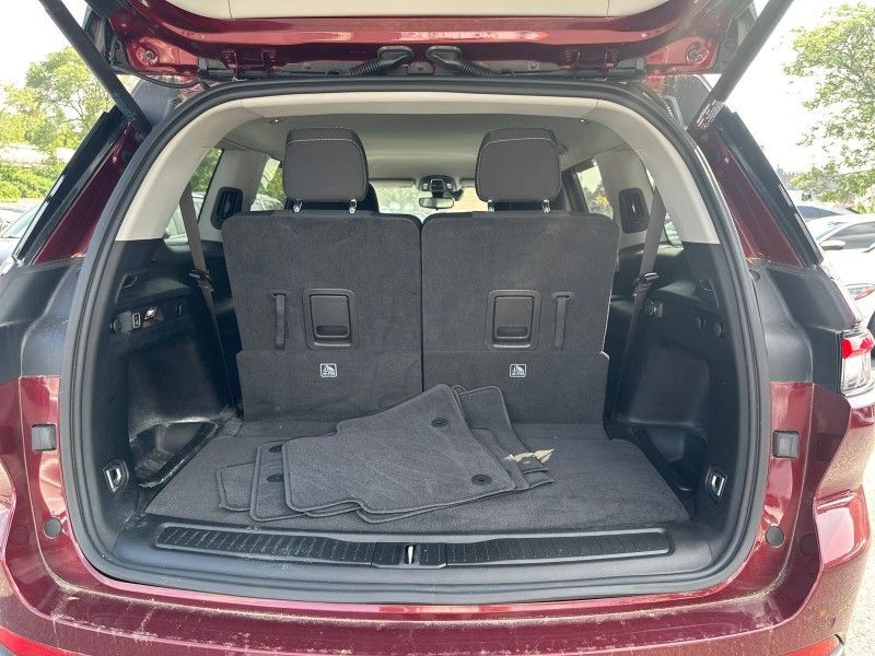 2022 Jeep Grand Cherokee L Laredo Worcester MA