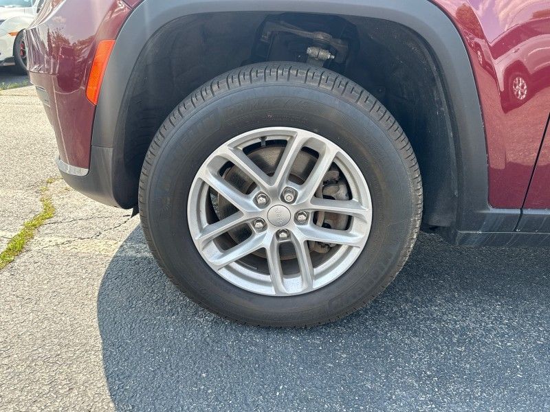 2022 Jeep Grand Cherokee L Laredo Worcester MA