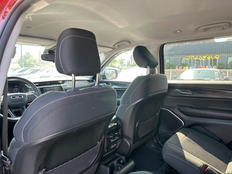 2022 Jeep Grand Cherokee L Laredo Worcester MA