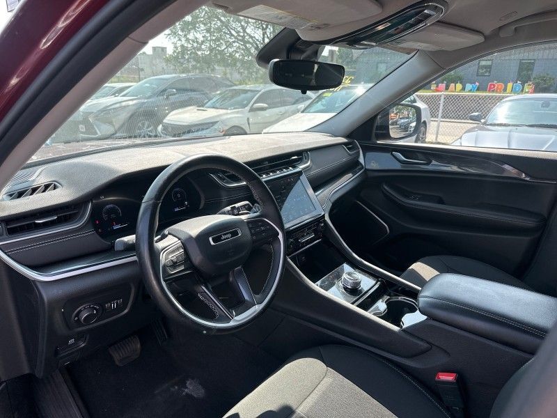 2022 Jeep Grand Cherokee L Laredo Worcester MA