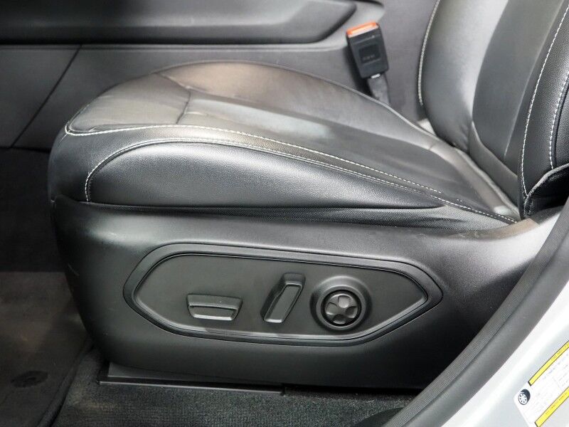 2022 Jeep Grand Cherokee L Limited 4WD *NAVIGATION, ADAPTIVE CRUISE, SAFETY ALERTS, BACKUP-CAMERA, COLOR TOUCHSCREEN, LEATHER, HEATED SEATS/STEERING, REMOTE START, ALPINE AUDIO, ANDROID & APPLE Round Rock TX