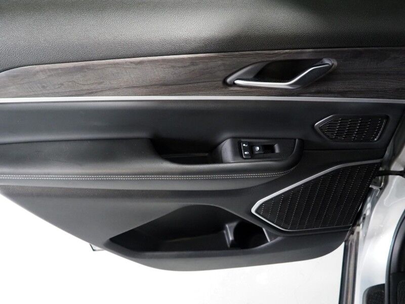 2022 Jeep Grand Cherokee L Limited 4WD *NAVIGATION, ADAPTIVE CRUISE, SAFETY ALERTS, BACKUP-CAMERA, COLOR TOUCHSCREEN, LEATHER, HEATED SEATS/STEERING, REMOTE START, ALPINE AUDIO, ANDROID & APPLE Round Rock TX