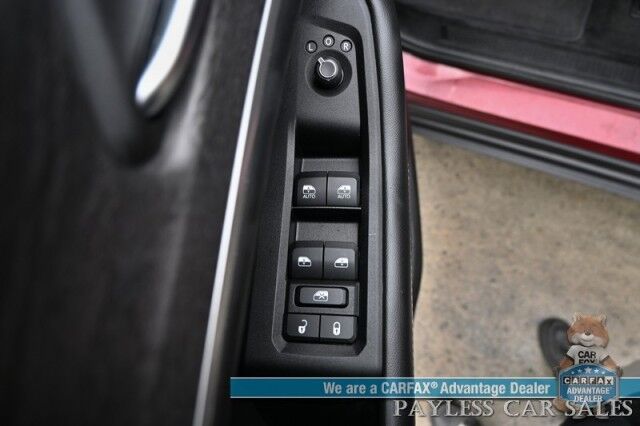 2022 Jeep Grand Cherokee L Limited / 4X4 / AutoStart / Front & Rear Heated Leather Seats / Heated Steering Wheel / Panoramic Sunroof / NAV / Alpine Speakers / Lane Departure & Blind Spot / 3rd Row / Rear Captains Chairs / Tow Pkg / 1-Owner Anchorage AK