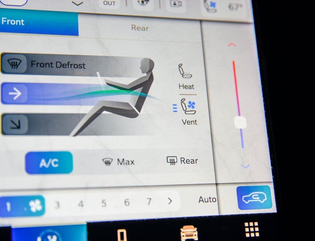 2022 Jeep Grand Cherokee L Limited Akron