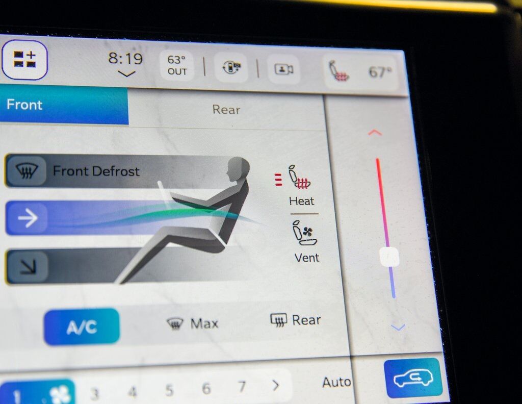 2022 Jeep Grand Cherokee L Limited Akron