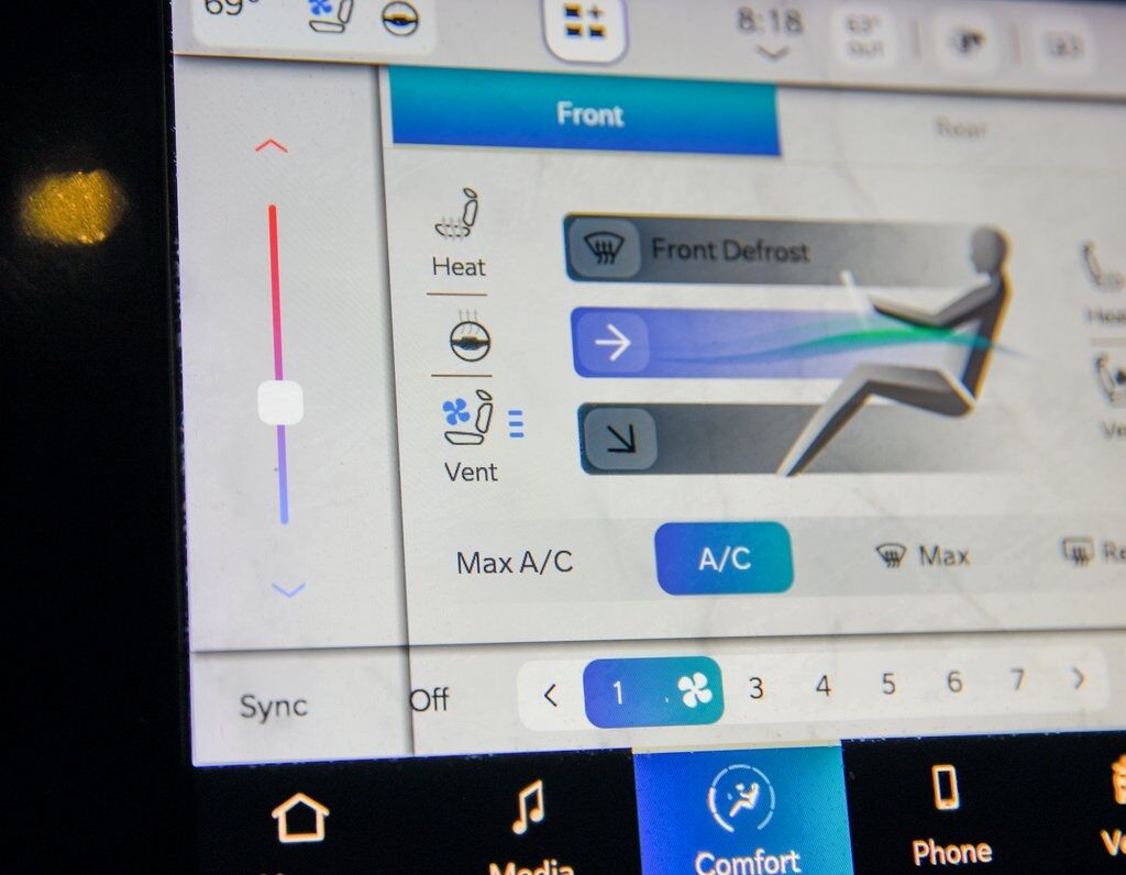 2022 Jeep Grand Cherokee L Limited Akron