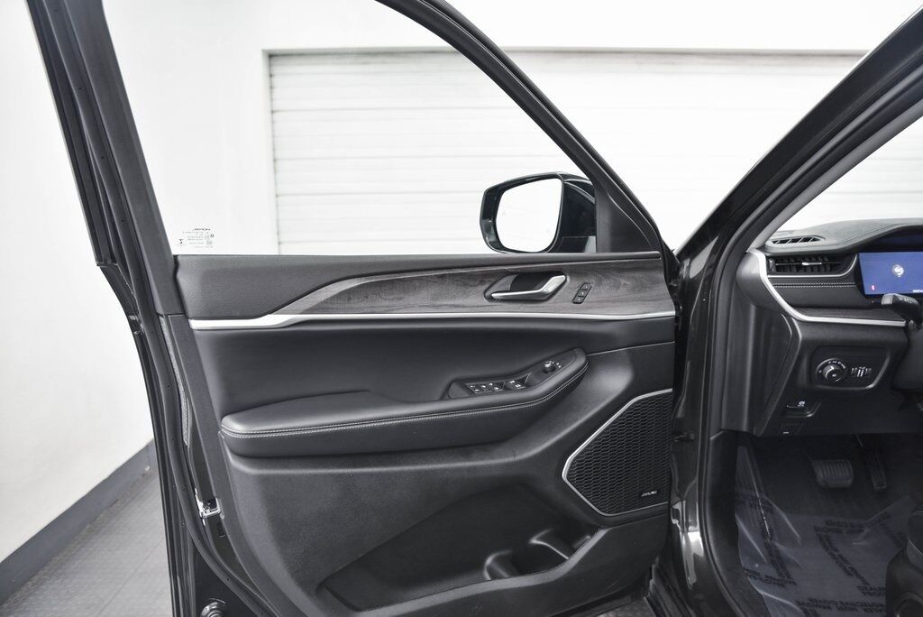 2022 Jeep Grand Cherokee L Limited AKRON OH