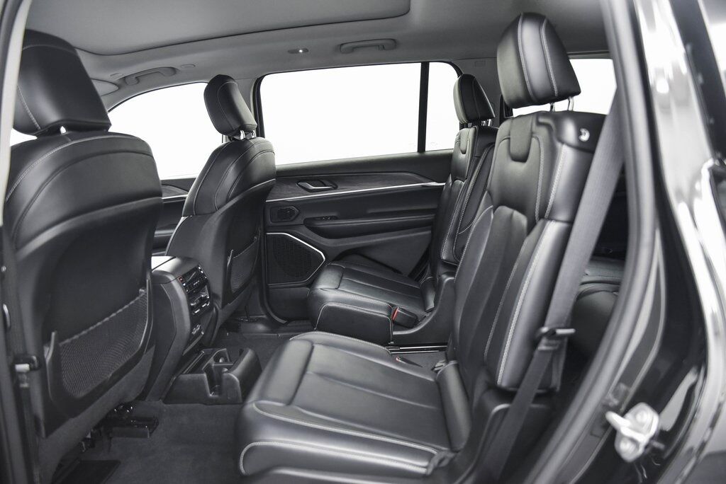 2022 Jeep Grand Cherokee L Limited AKRON OH