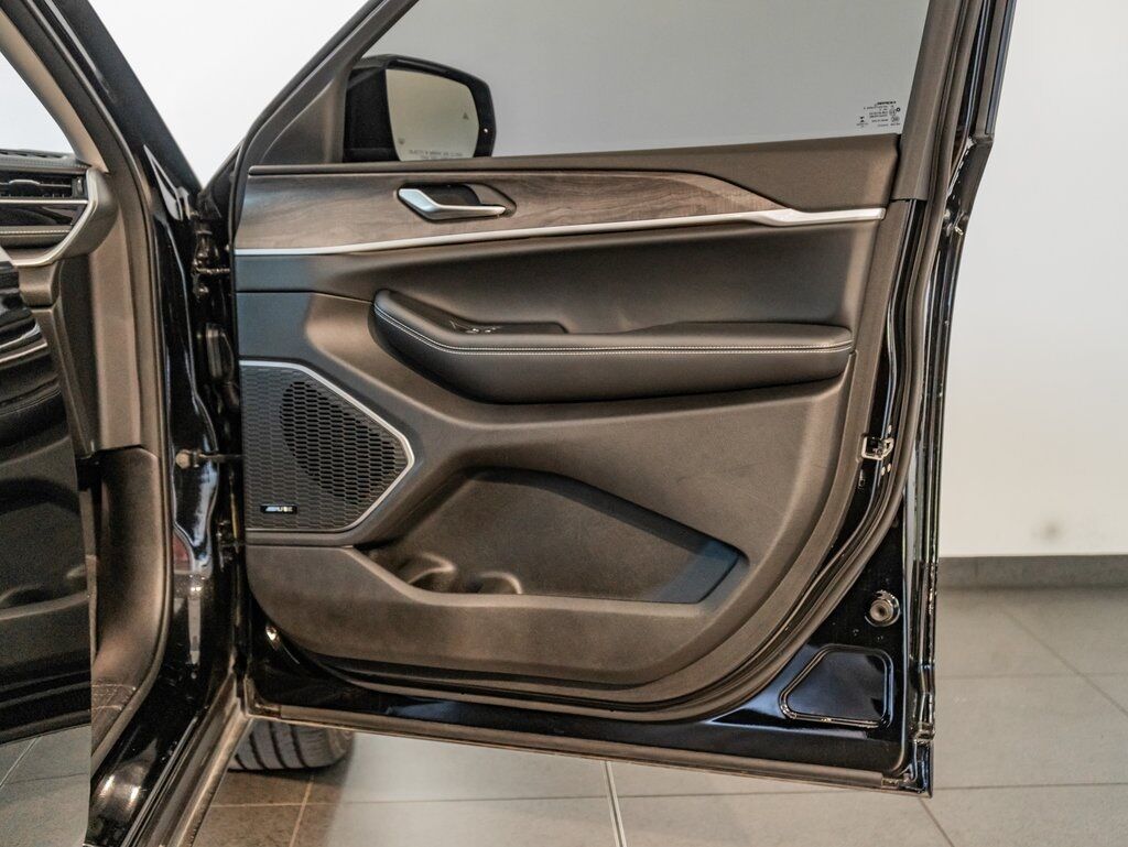2022 Jeep Grand Cherokee L Limited Colorado Springs CO