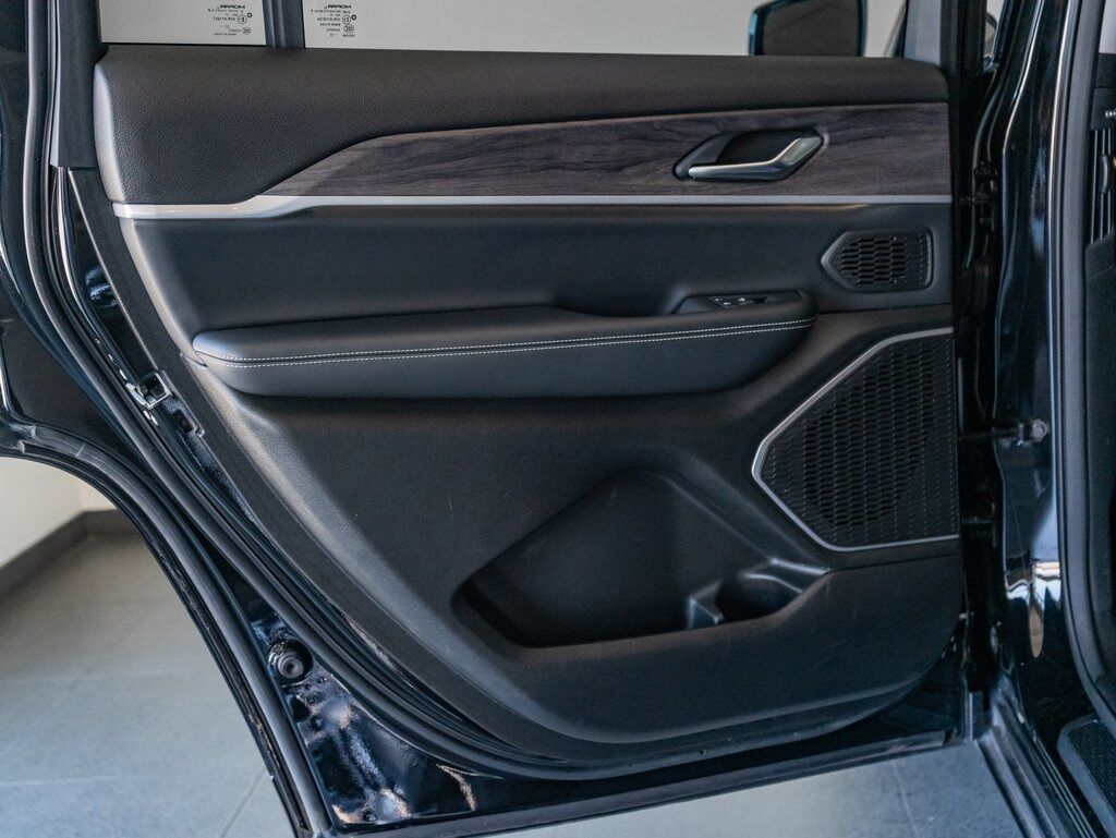 2022 Jeep Grand Cherokee L Limited Colorado Springs CO