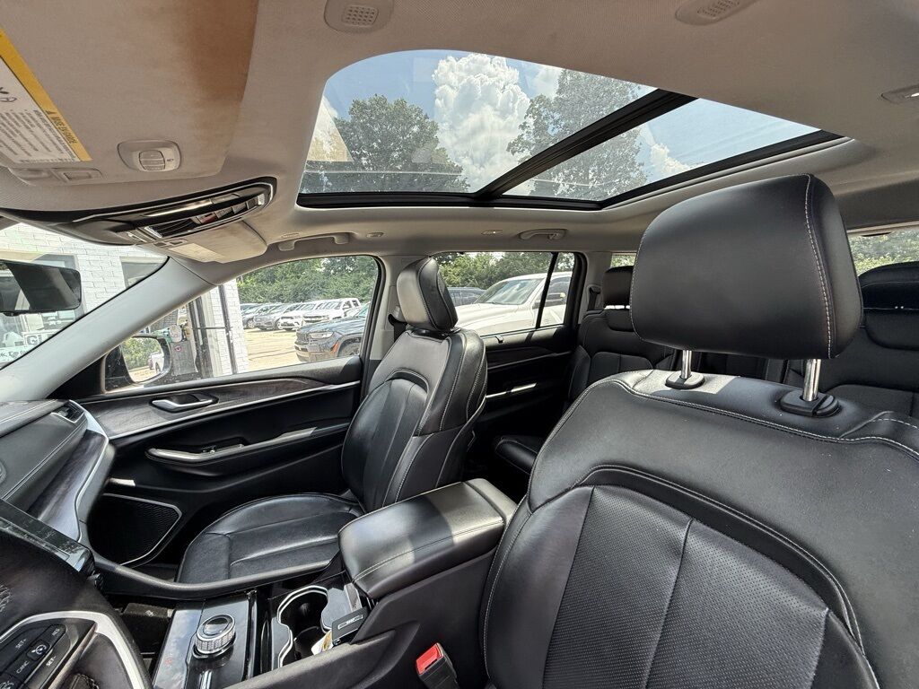 2022 Jeep Grand Cherokee L Limited Crestwood KY