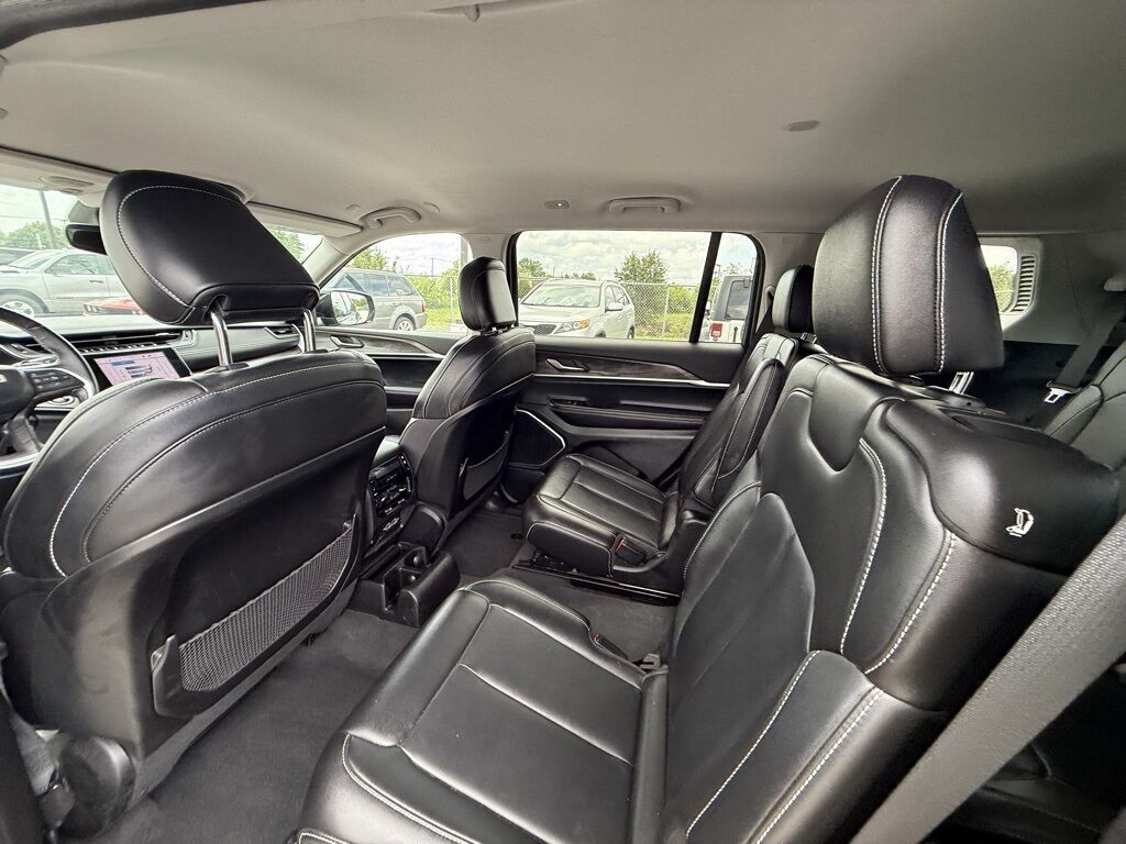 2022 Jeep Grand Cherokee L Limited Crestwood KY