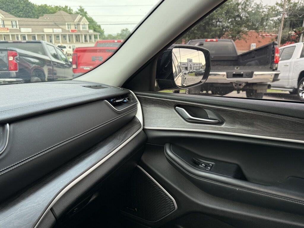 2022 Jeep Grand Cherokee L Limited Crestwood KY