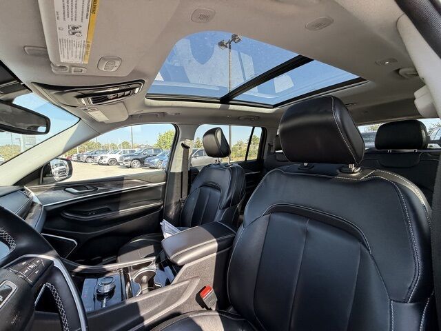 2022 Jeep Grand Cherokee L Limited Crestwood KY