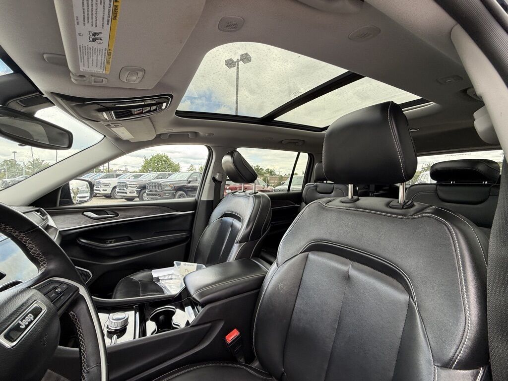 2022 Jeep Grand Cherokee L Limited Crestwood KY