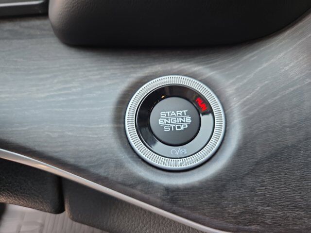 2022 Jeep Grand Cherokee L Limited HAMBURG PA