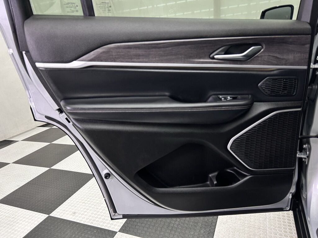 2022 Jeep Grand Cherokee L Limited Portland OR