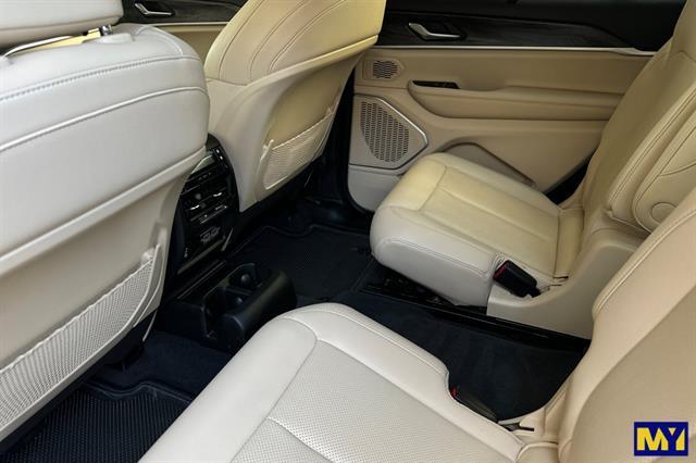 2022 Jeep Grand Cherokee L Limited Salinas CA