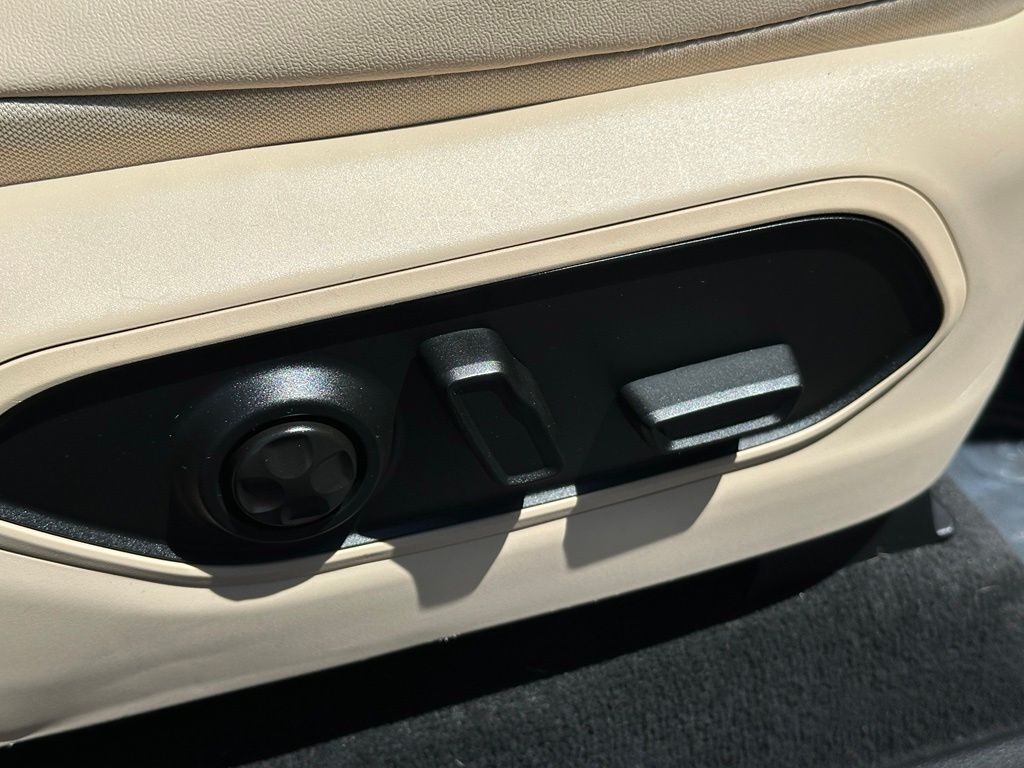 2022 Jeep Grand Cherokee L Limited Tucson AZ