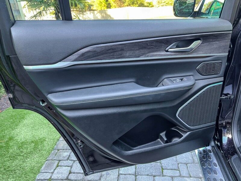 2022 Jeep Grand Cherokee L Limited Wilmington NC