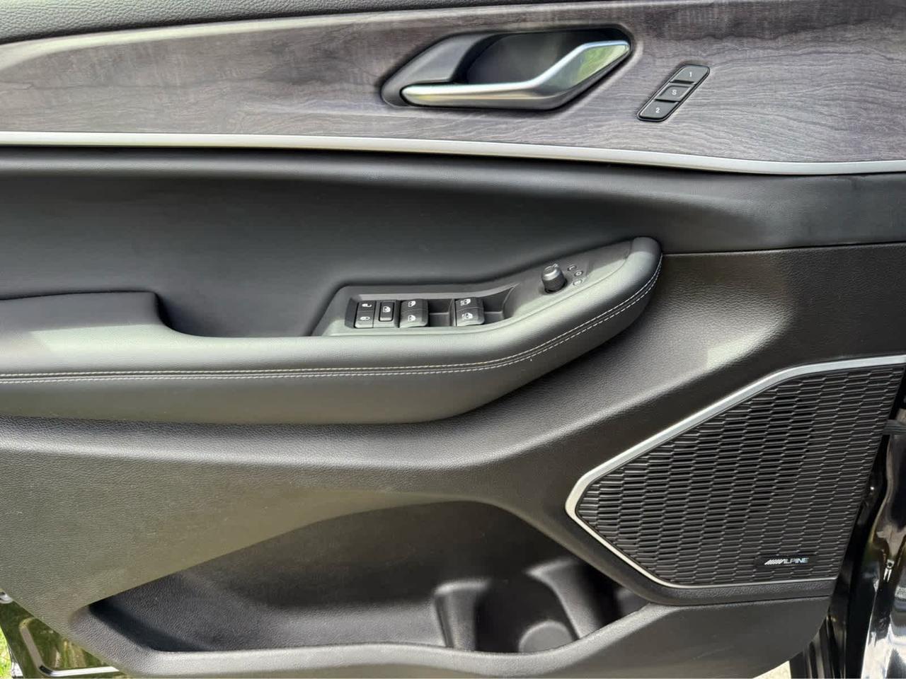 2022 Jeep Grand Cherokee L Limited Wellesley MA