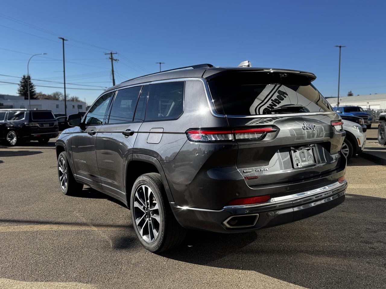 2022 Jeep Grand Cherokee L Overland 4x4 | V8 | Leather | Heated Vented Seats | NAV | Backup Camera Redwater AB
