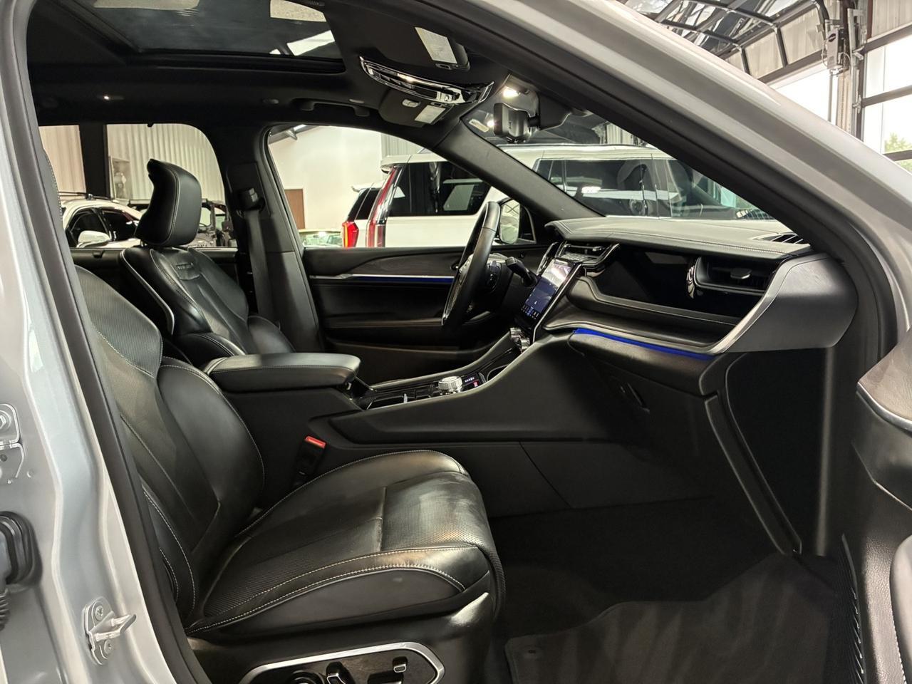 2022 Jeep Grand Cherokee L Overland, 4x4, Buckets, Luxury Tech Group IV, Advanced ProTech G Houston TX