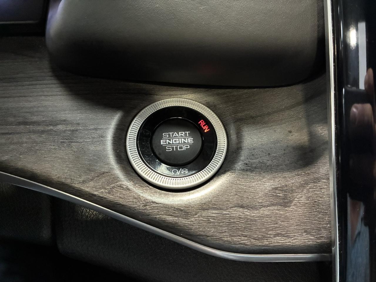 2022 Jeep Grand Cherokee L Overland, 4x4, Buckets, Luxury Tech Group IV, Advanced ProTech G Houston TX