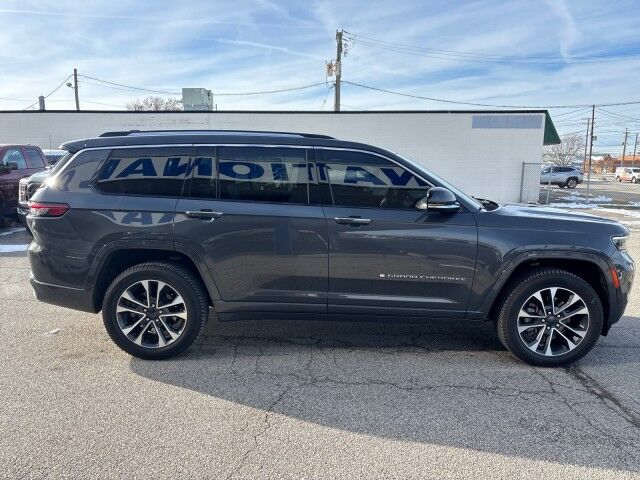 2022 Jeep Grand Cherokee L Overland Cleveland OH