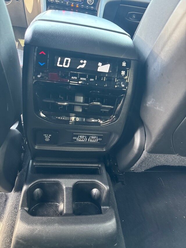 2022 Jeep Grand Cherokee L Overland Cleveland OH