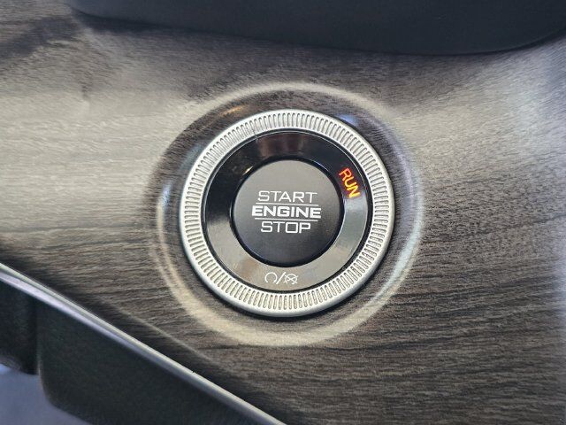 2022 Jeep Grand Cherokee L Overland Folsom CA