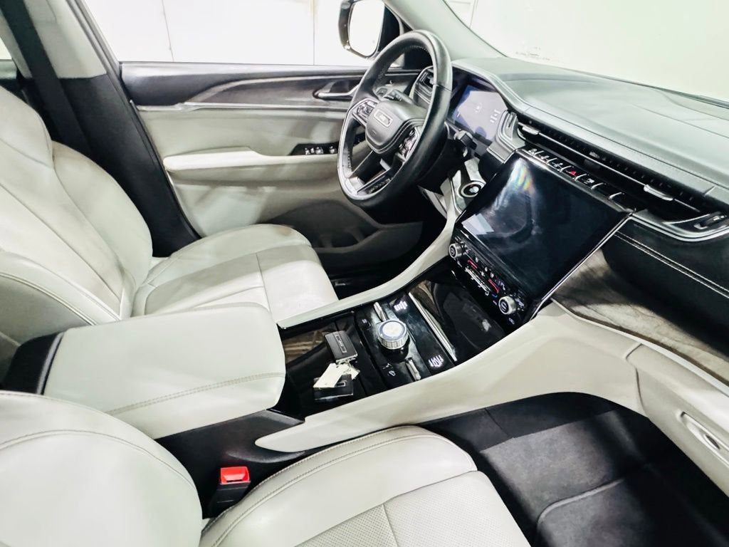 2022 Jeep Grand Cherokee L Overland Jersey City NJ