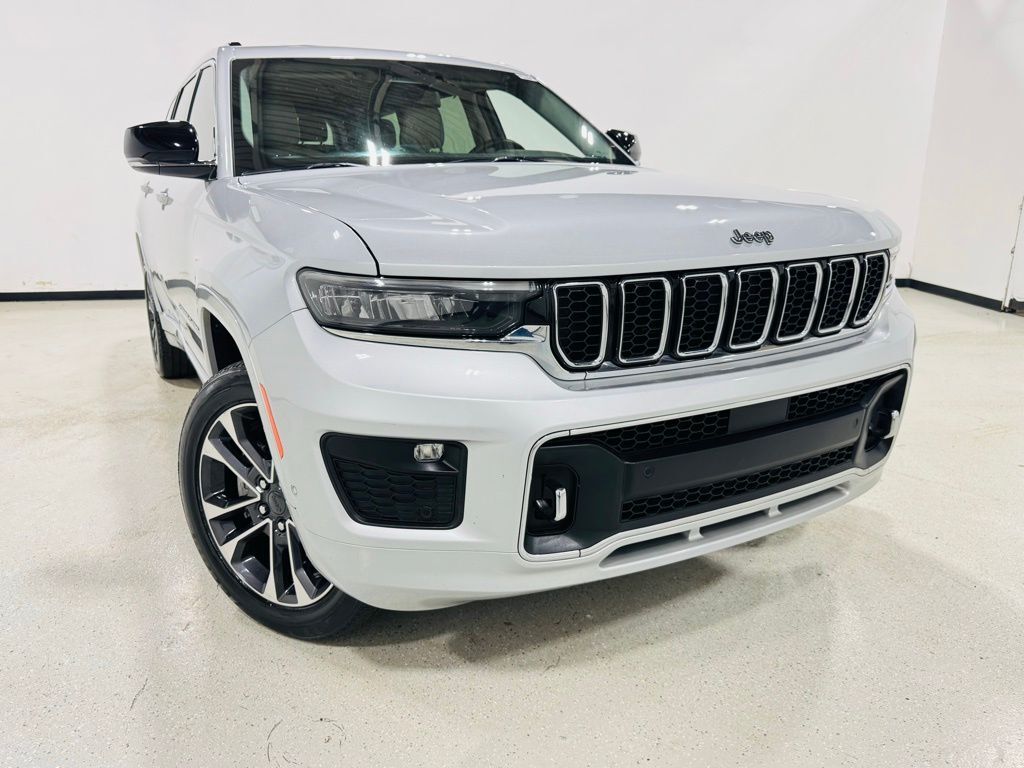 2022 Jeep Grand Cherokee L Overland Jersey City NJ