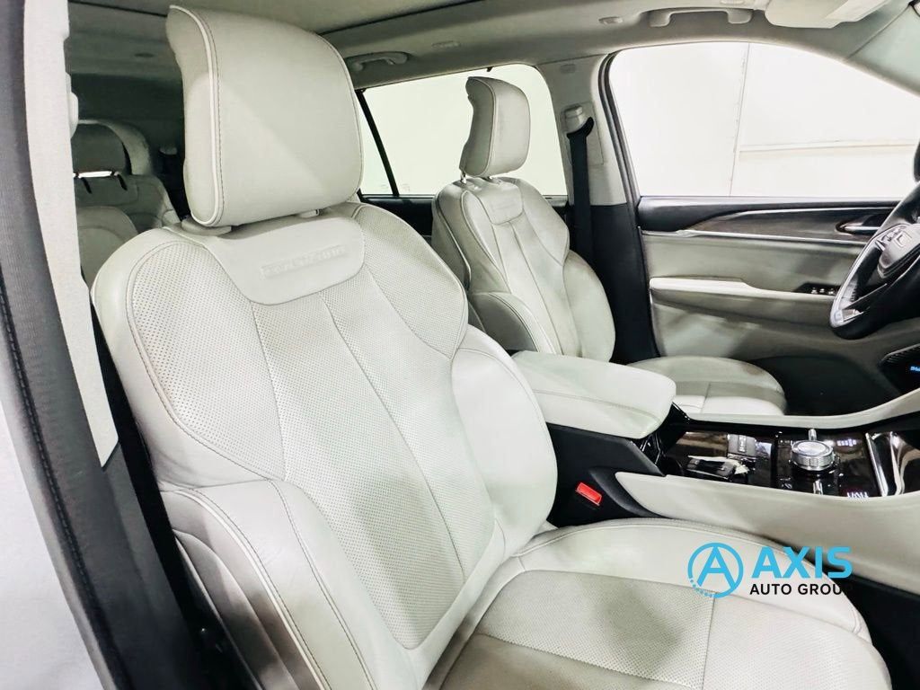 2022 Jeep Grand Cherokee L Overland Jersey City NJ