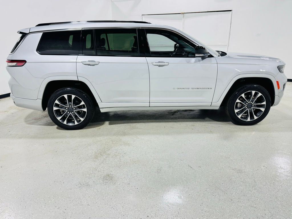 2022 Jeep Grand Cherokee L Overland Jersey City NJ
