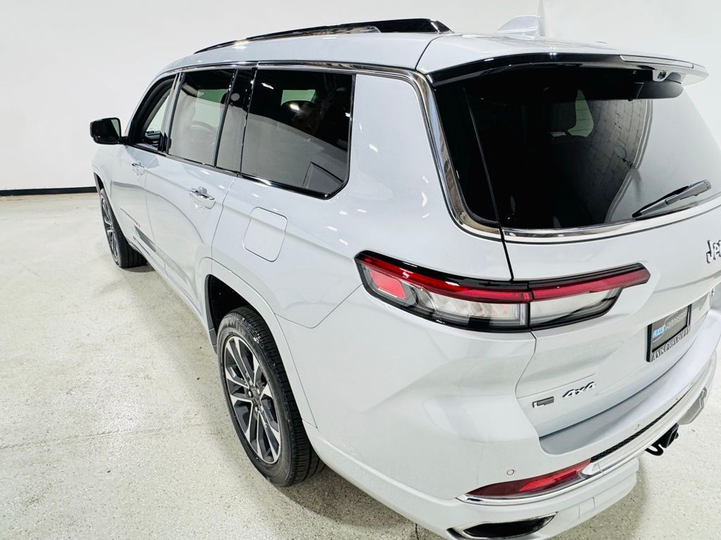 2022 Jeep Grand Cherokee L Overland Jersey City NJ