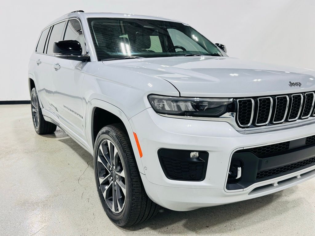 2022 Jeep Grand Cherokee L Overland Jersey City NJ