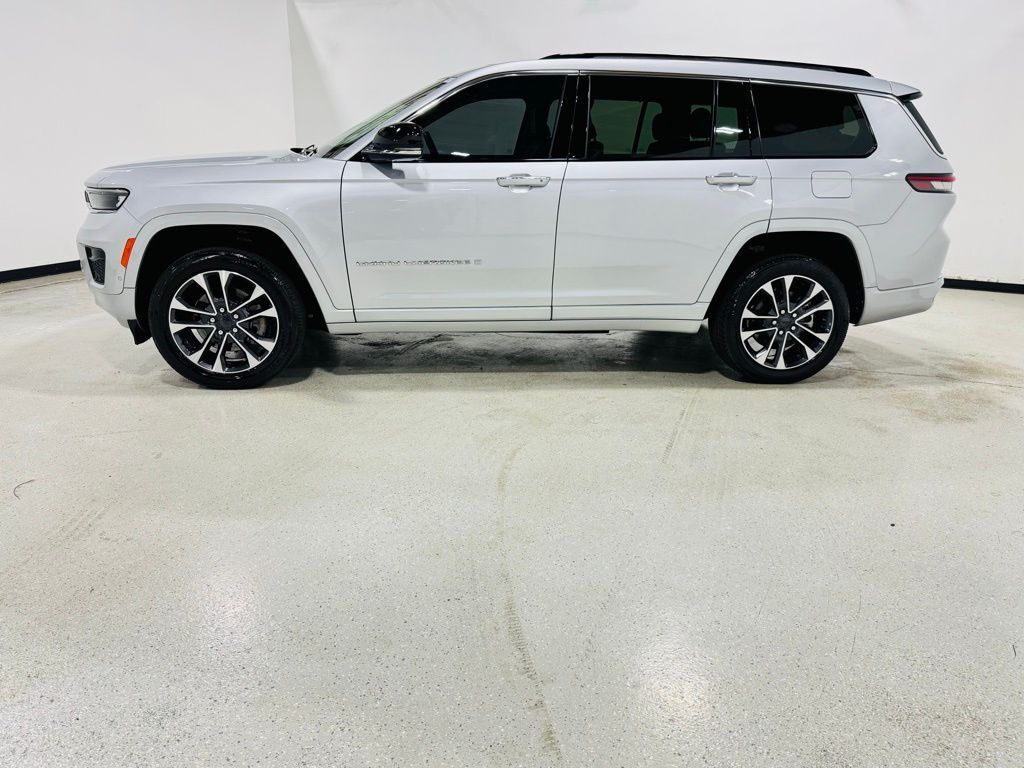 2022 Jeep Grand Cherokee L Overland Jersey City NJ