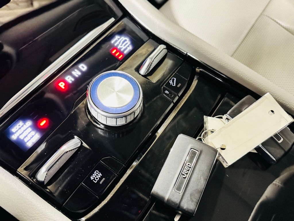 2022 Jeep Grand Cherokee L Overland Jersey City NJ