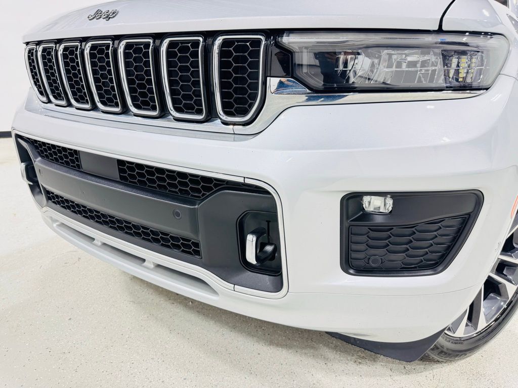 2022 Jeep Grand Cherokee L Overland Jersey City NJ