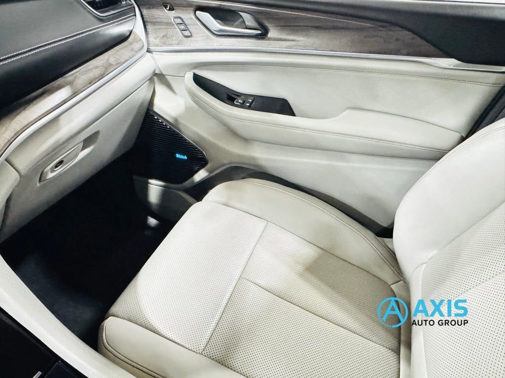 2022 Jeep Grand Cherokee L Overland Jersey City NJ