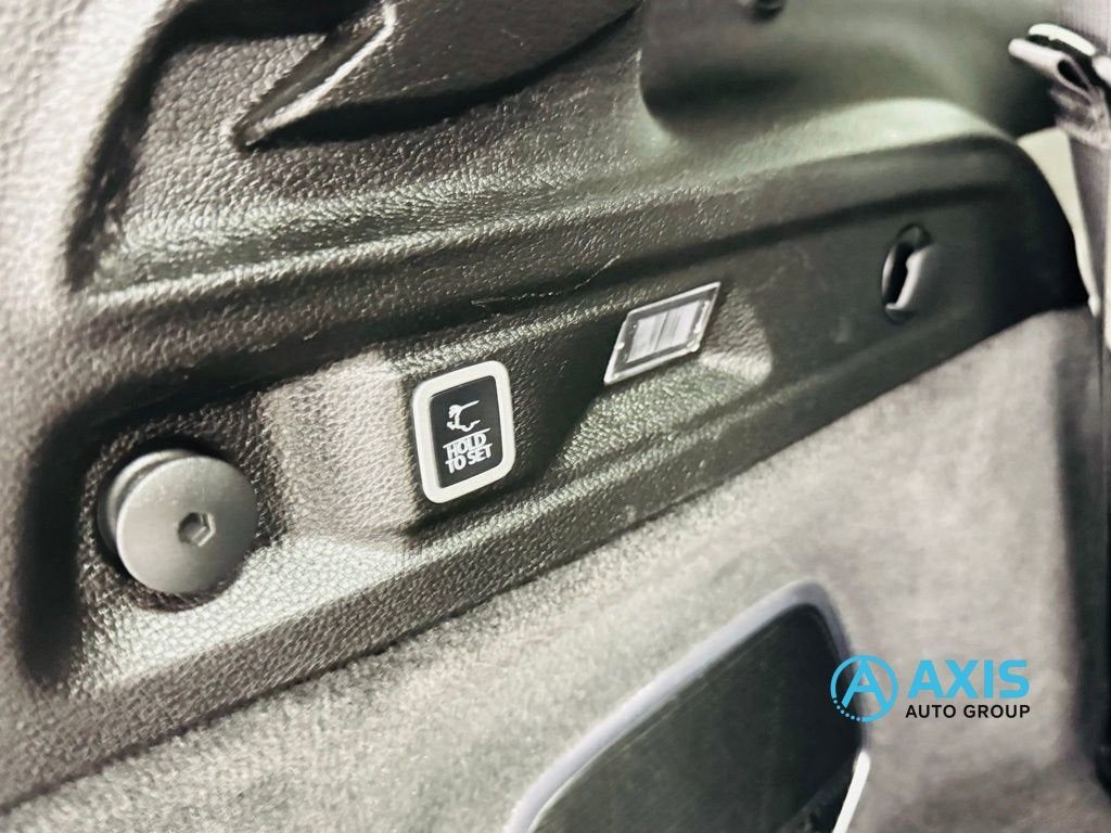 2022 Jeep Grand Cherokee L Overland Jersey City NJ