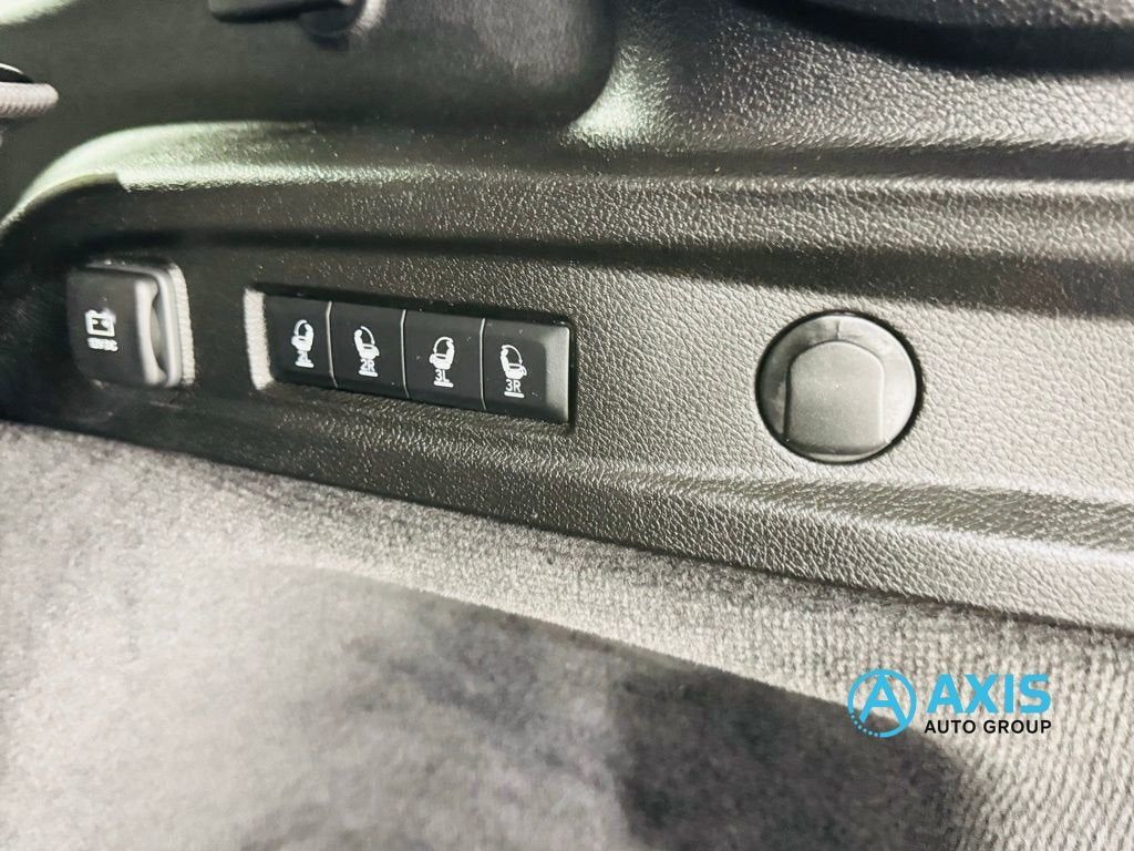 2022 Jeep Grand Cherokee L Overland Jersey City NJ