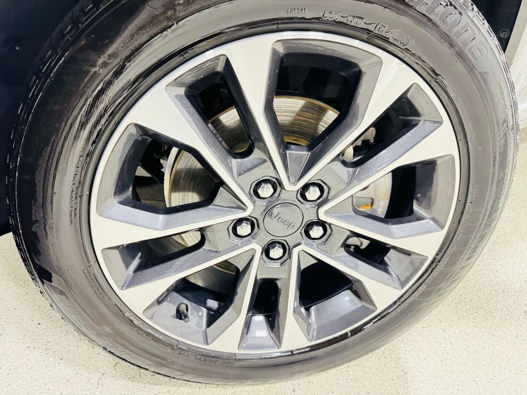 2022 Jeep Grand Cherokee L Overland Jersey City NJ