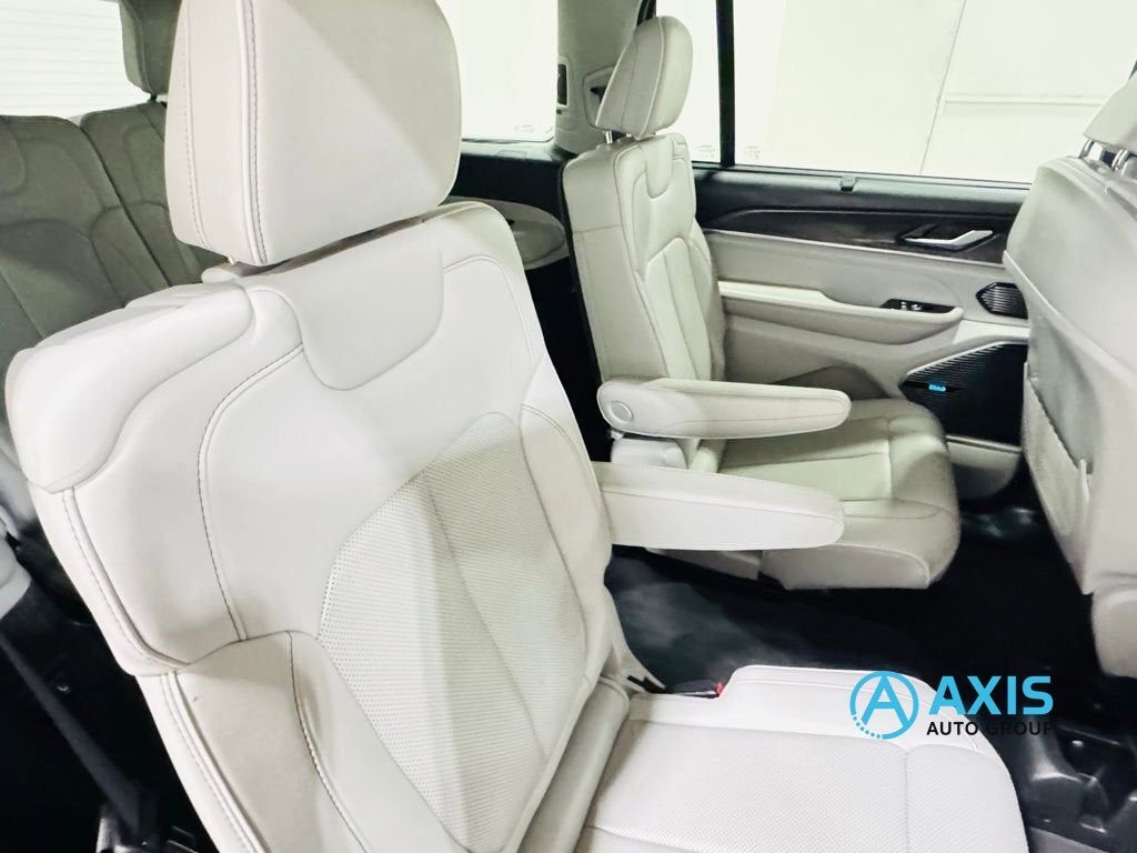 2022 Jeep Grand Cherokee L Overland Jersey City NJ