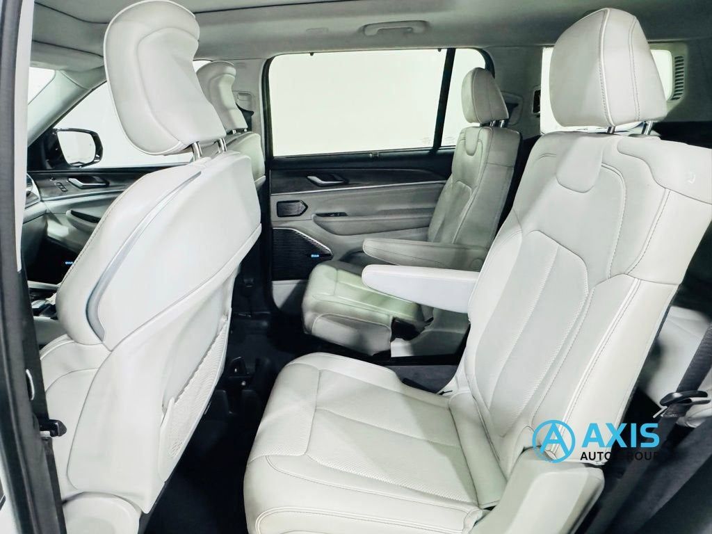 2022 Jeep Grand Cherokee L Overland Jersey City NJ